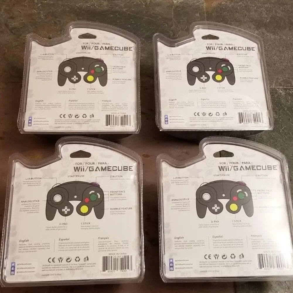 4 Gamecube Controllers - Black (NEW) - Nintendo - Old Skool